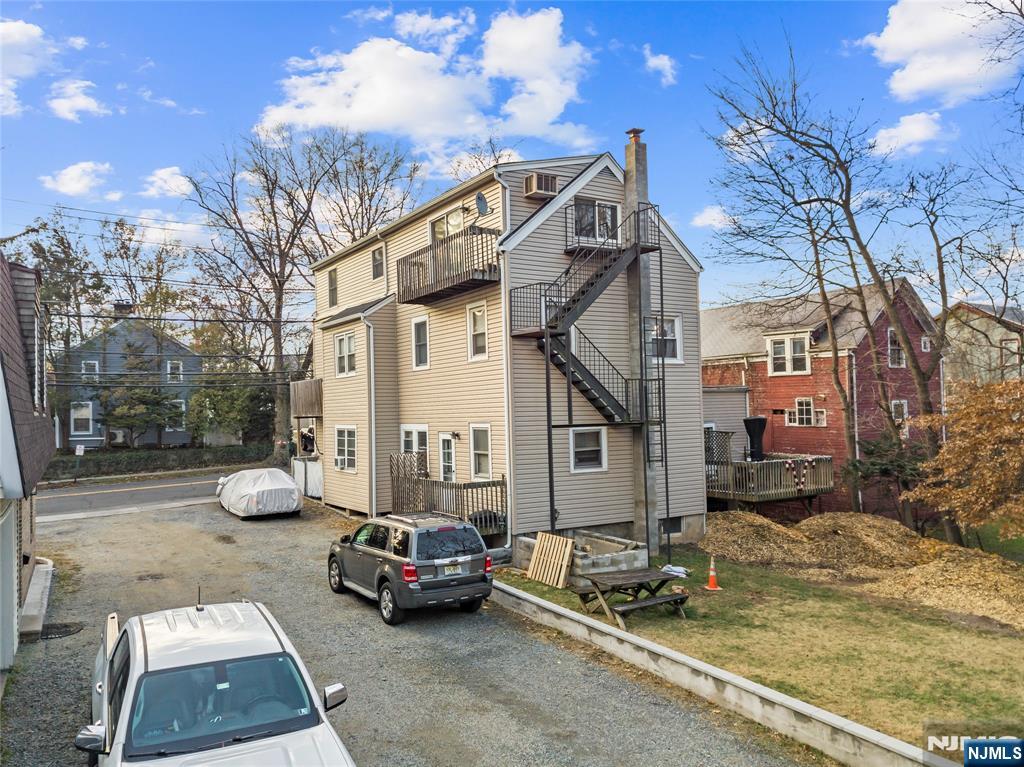 194 Saddle River Road