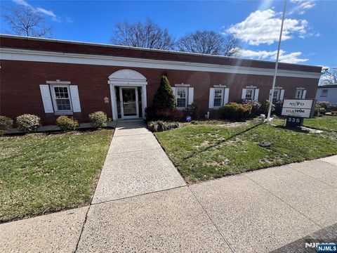 Photo of 335 Broad Street, Clifton, NJ 07013 (MLS # 26010123)