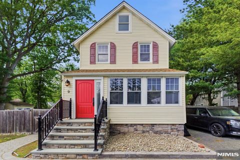 Photo of 9 Belden Pl, Norwood, NJ 07648 (MLS # 26018752)