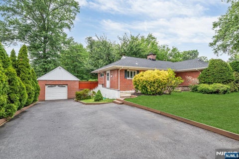Photo of 574 Chestnut Street, Twp of Washington, NJ 07676 (MLS # 26025124)