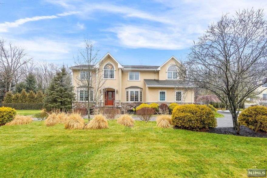 BEAUTIFUL CENTER HALL COLONIAL LOCATED ON ONE OF THE MOST "PRESTIGIOUS" STREETS OF OLD TAPPAN. BRIGHT OVERSIZED WINDOWS AND GLEAMING HARDWOOD THROUGHOUT. MANY UPDATES & RENOVATIONS (2006) INCLUDING: NEWER ROOF, RENOVATED HEATED POOL, MASTER BEDROOM. AMAZING GOURMET KITCHEN OFF OF LAUNDRY/MUDROOM. DOOR OFF MUDROOM OPENS UP TO BACKYARD PERFECT ENTRY FROM THE POOL. SECOND FLOOR HAS THE OVERSIZED MASTER SUITE & THREE ADDITIONAL BEDROOMS. MASTER SUITE HAS VAULTED CEILINGS, TWO WALK IN CLOSETS, AND A LARGE BATHROOM WITH JACUZZI. SECOND FLOOR OFFICE SPACE PERFECT TO WORK FROM HOME. BEDROOM #2 HARDWOOD (3 CLOSETS), BEDROOM #3 (JR SUITE), BEDROOM $4 (VERY LARGE, TWO CLOSETS, HARDWOOD. GREAT LOWER LEVEL WITH EXTRA STORAGE SPACE, HIGH CEILINGS, NEW VINYL FLOORING, GYM, AND DOOR TO WALK OUT. OUTDOOR OASIS OF FLAT LAND (OVER 1 ACRE) WITH A HEATED GUNITE SWIMMING POOL. NOT TO MENTION, PERFECT FOR NYC COMMUTERS, AND BLUE RIBBON RANKED SCHOOLS.