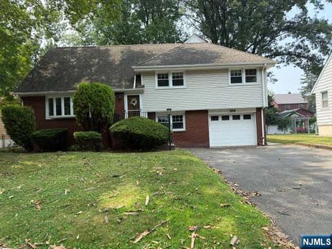 Photo of 1008 Windsor Road, Teaneck, NJ 07666 (MLS # 26026585)