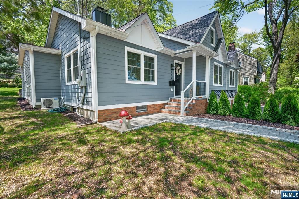 Photo of 789 Kinderkamack Road, Oradell, NJ 07649 (MLS # 26016077)