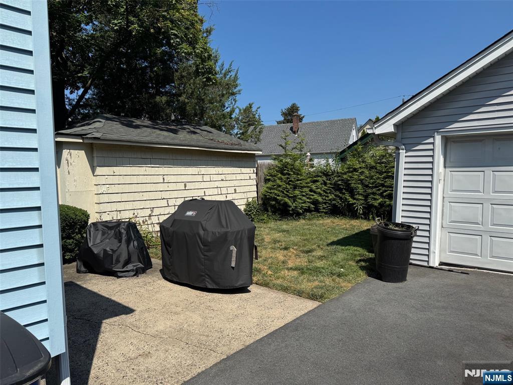 30 Shadyside Avenue