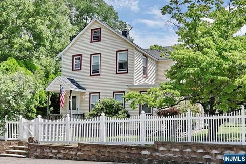 Photo of 24 New Street, Butler, NJ 07405 (MLS # 26027045)