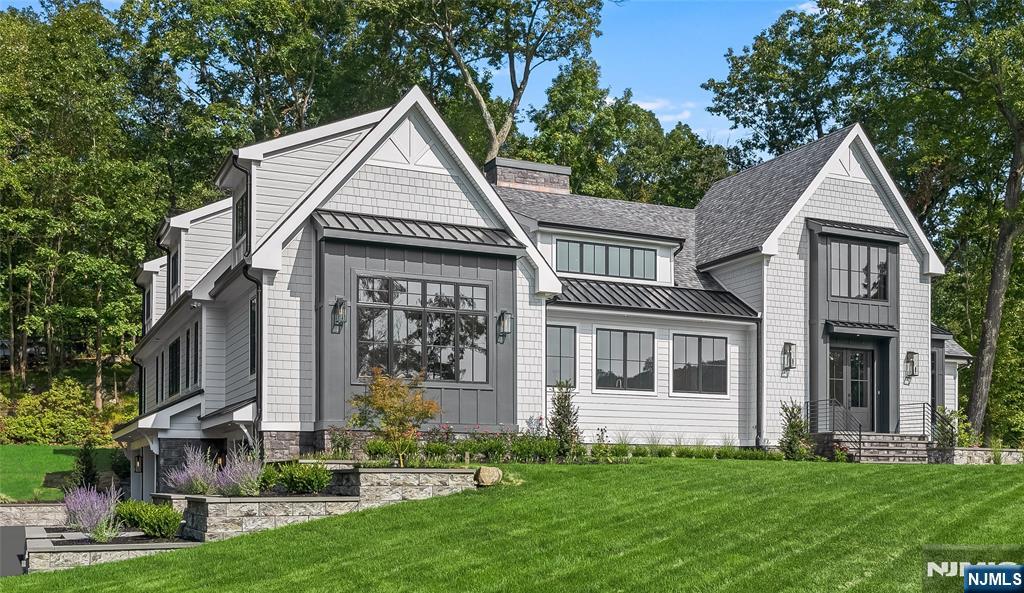 Property for Sale at 768 W Shore Drive Dr, Kinnelon Borough, New Jersey - Bedrooms: 5 
Bathrooms: 6 
Rooms: 10  - $2,595,000