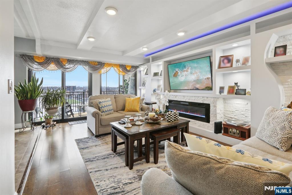 150 Overlook Avenue 7F