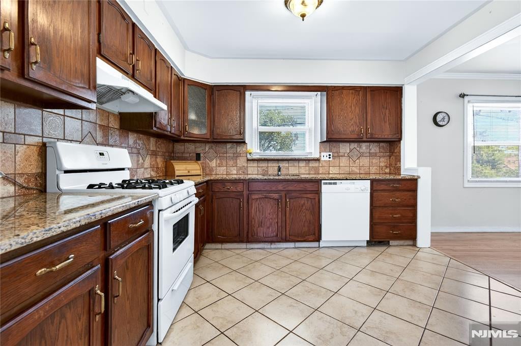 12 Stony Hill Road