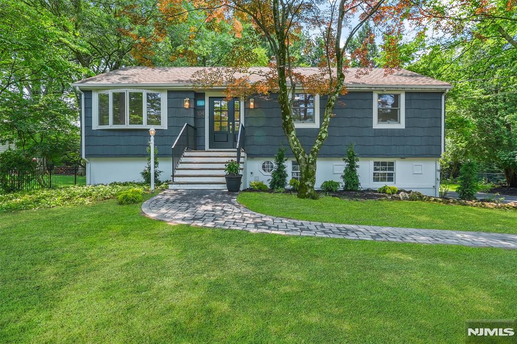 104 Myrtle Avenue