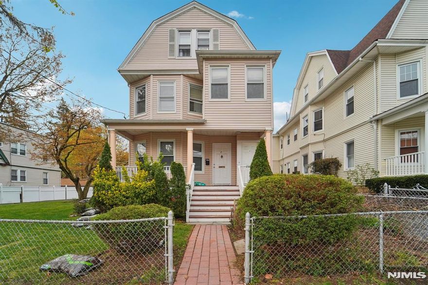 Recently updated 3-bedroom, 1-bathroom second-floor unit. This bright, refreshed home features a modern layout and includes one dedicated parking space. Perfectly situated for commuters, you are just minutes away from Route 280, the train station, and local shopping centers. Enjoy the convenience of move-in-ready living near major highways, public transit, and everyday amenities. Don't miss this well-maintained rental in a prime location!