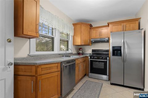 295 Carlton Avenue East Rutherford NJ 07073