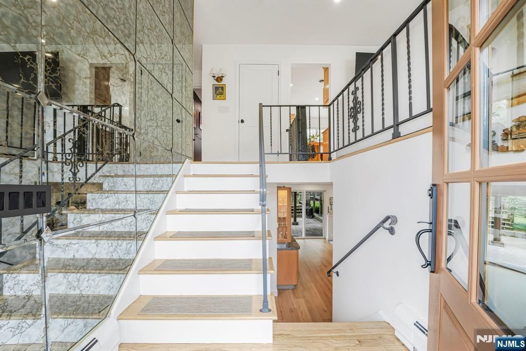 Photo of 53 Park Avenue, Park Ridge, NJ 07656 (MLS # 26011648)