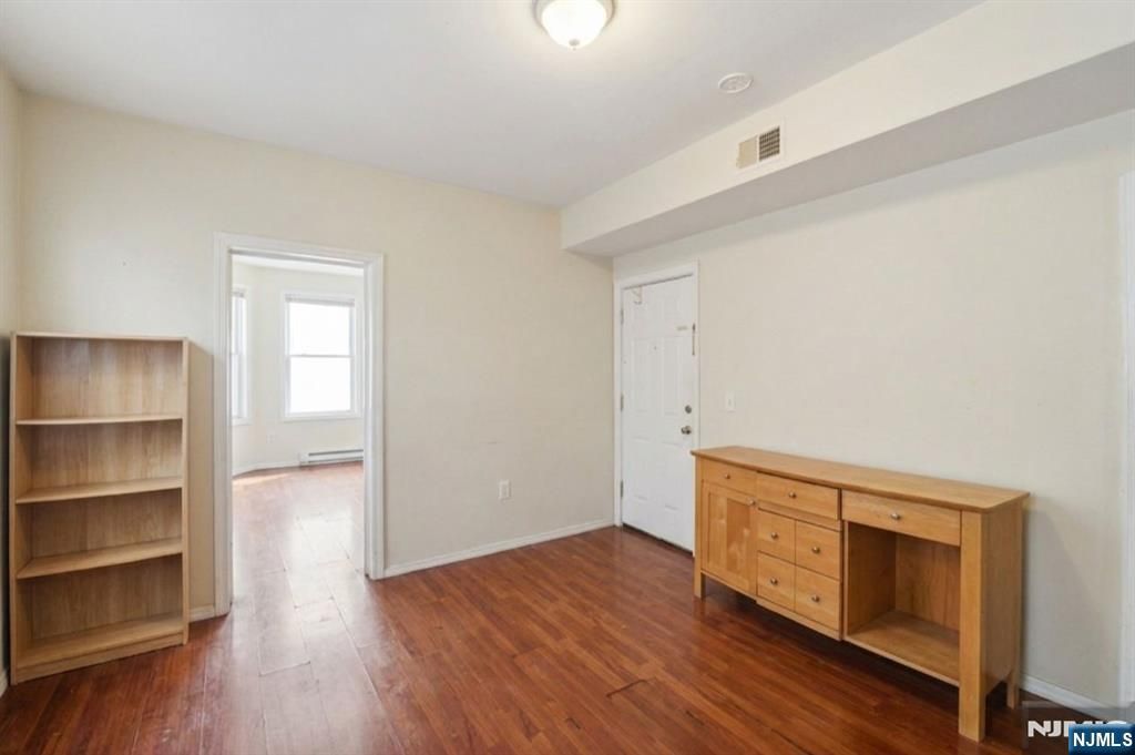 Photo of 550 Norwood Street, East Orange, NJ 07018 (MLS # 26010263)