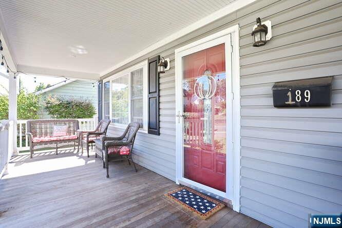 189 Magnolia Avenue