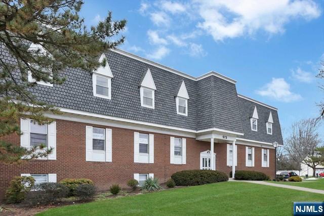 573 Valley Road 9C