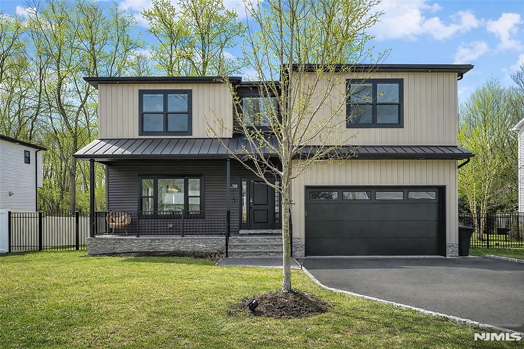 Photo of 129 Rivervale Road, River Vale, NJ 07675 (MLS # 26008105)