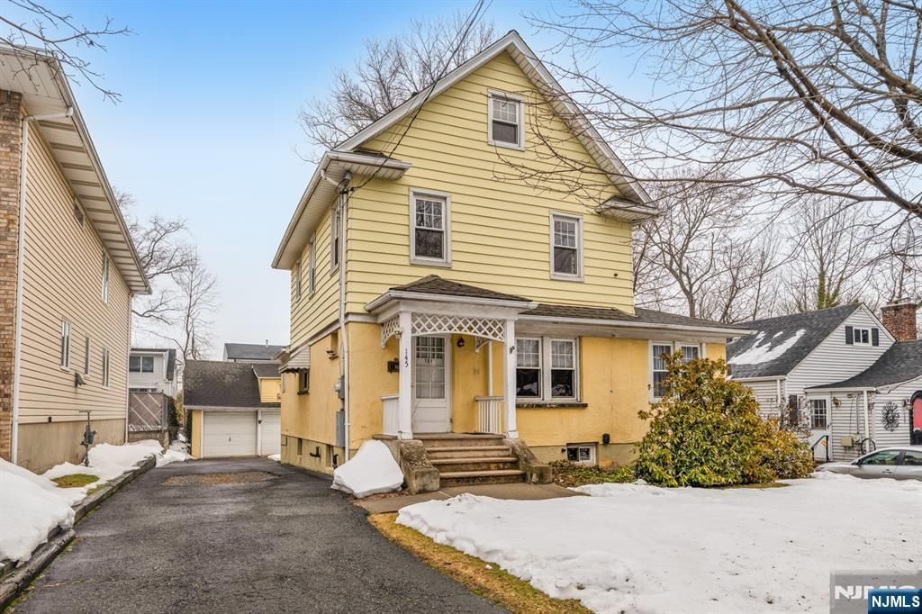 Photo of 145 Cleveland Avenue, Hasbrouck Heights, NJ 07604 (MLS # 26005174)