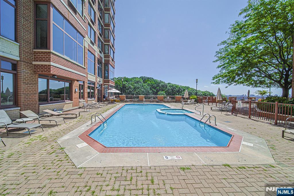 100 Old Palisade Road 2314
