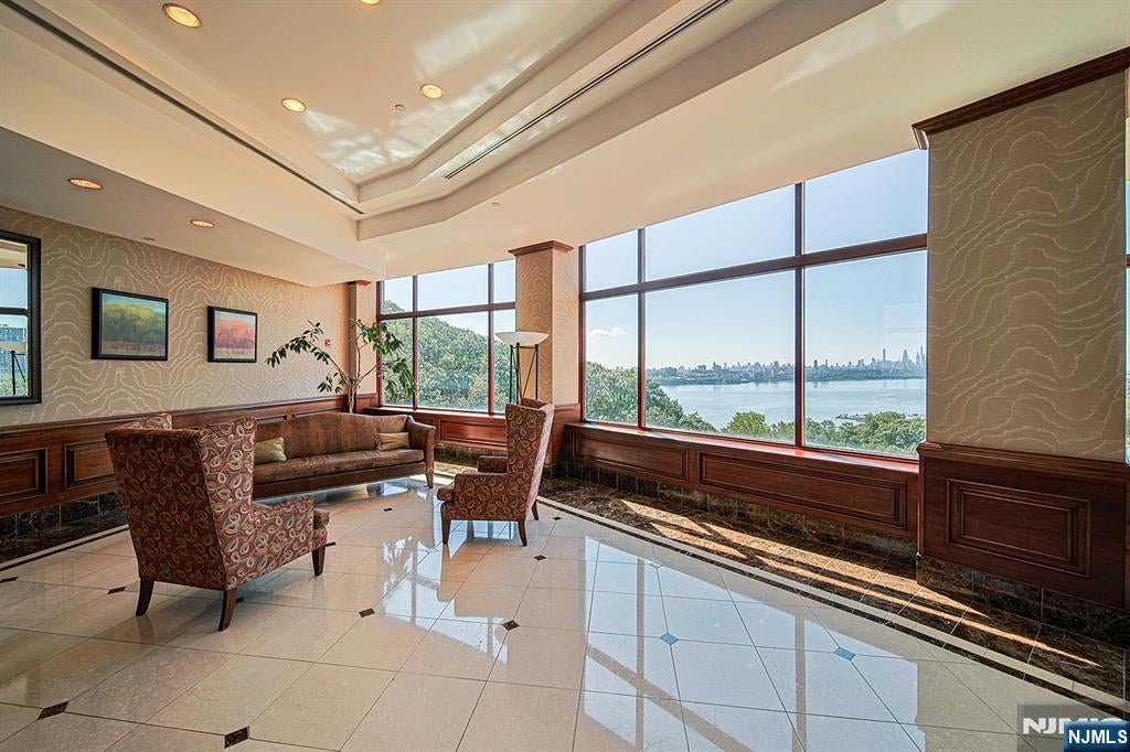 100 Old Palisade Road 2314