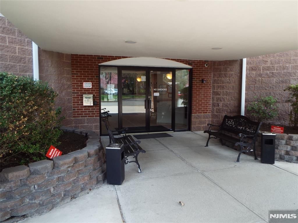 Photo of 189 Forest Avenue #307, Paramus, NJ 07652 (MLS # 26013912)