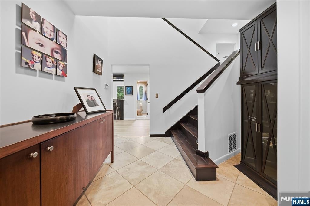 299 Forest Road