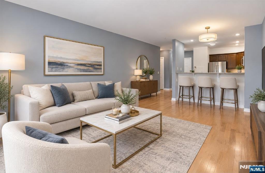 351 The Promenade 351