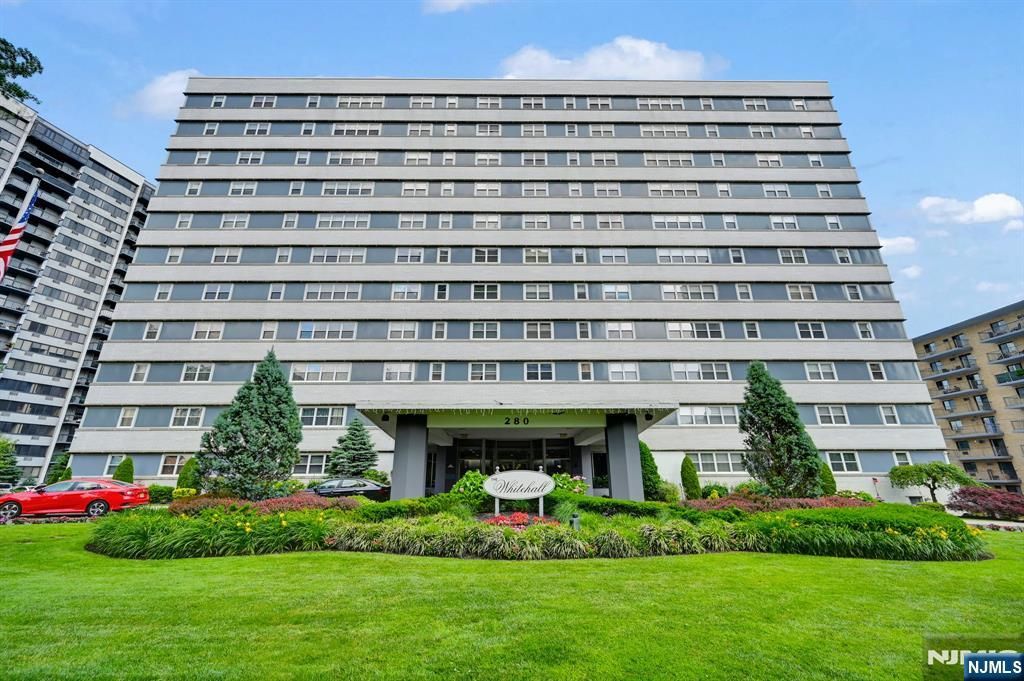 Photo of 280 Prospect Avenue #3N, Hackensack, NJ 07601 (MLS # 25032791)