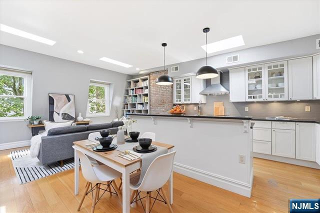 247 2nd Street 3