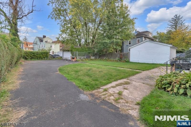 46 Oakland Terrace