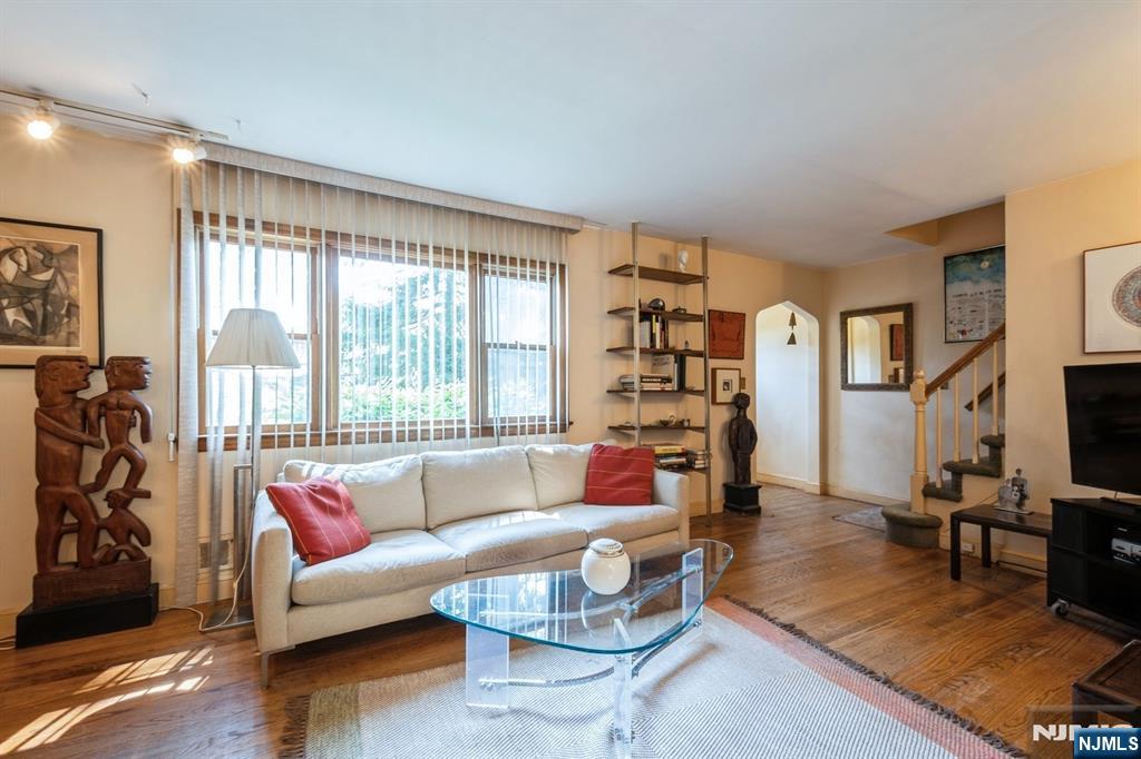 279 Jefferson Avenue