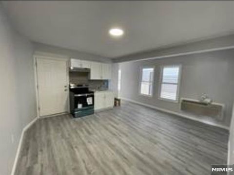 Photo of 107109 Highland ST #2BR, Paterson, NJ 07524 (MLS # 26022824)