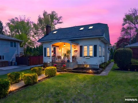 232 Webster Avenue Lyndhurst NJ 07071