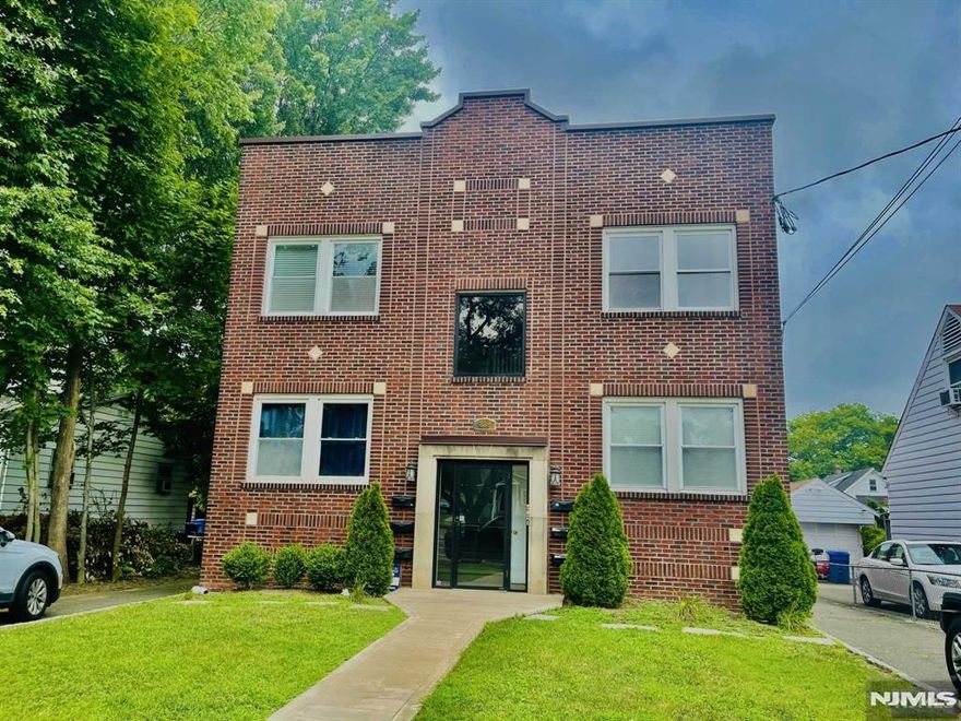 Fully renovated, spacious 2 bedroom apartment on the 2nd floor in multifamily building. Modern Eat in Kitchen with granite countertops, Dining room, Living room, full Bathroom, hardwood floors throughout. Unit offers storage in the basement and washer/dryer coin operated. Tenant pays heat ( zoned electric )and hot water. No smoking, no pets allowed. Apartment located very close NYC transportation via Bus, a few blocks from the Train. Landlord requires rental application, credit check and ability to pay rent.