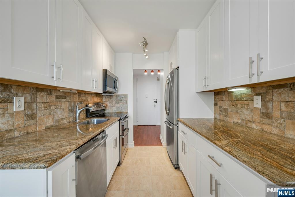 300 Winston Drive 919