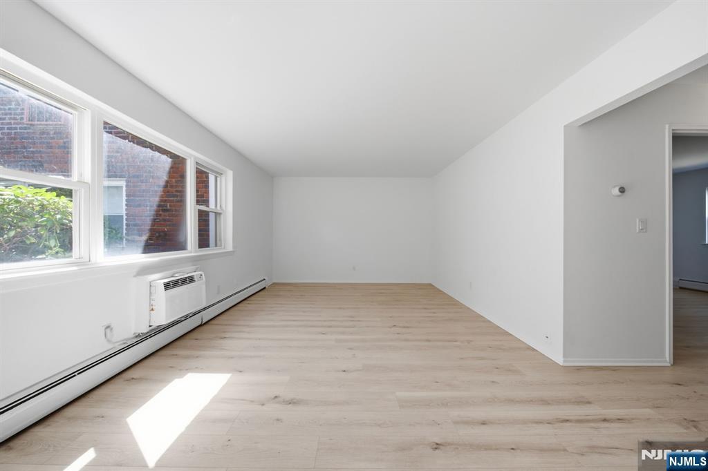125 Regency Park 125