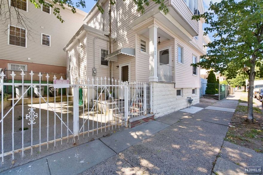 WELCOME HOME! THIS COLONIAL STYLE HOME BOASTS 7 RMS, 4 BEDROOMS & 4 FULL BTHS. ENTER THROUGH THE LIVING ROOM WHICH FLOW RIGHT INTO THE DINING ROOM. WALK INTO THE KITCHEN WITH A CENTER ISLAND. ON THE FIRST FLOOR YOU ALSO HAVE A PANTRY, FULL BATH AND LAUNDRY ROOM. THE SECOND LEVEL BOASTS 3 BDRMS & A FULL BTH. THE THE THRID LEVEL BOAST 1 BEDROOM & FULL BATH. THE BASEMENT IS FULL, FINISHED & INCLUDES A FULL BTH WASHER & DYER HOOK UP. **The home is being sold completely "AS-IS" **