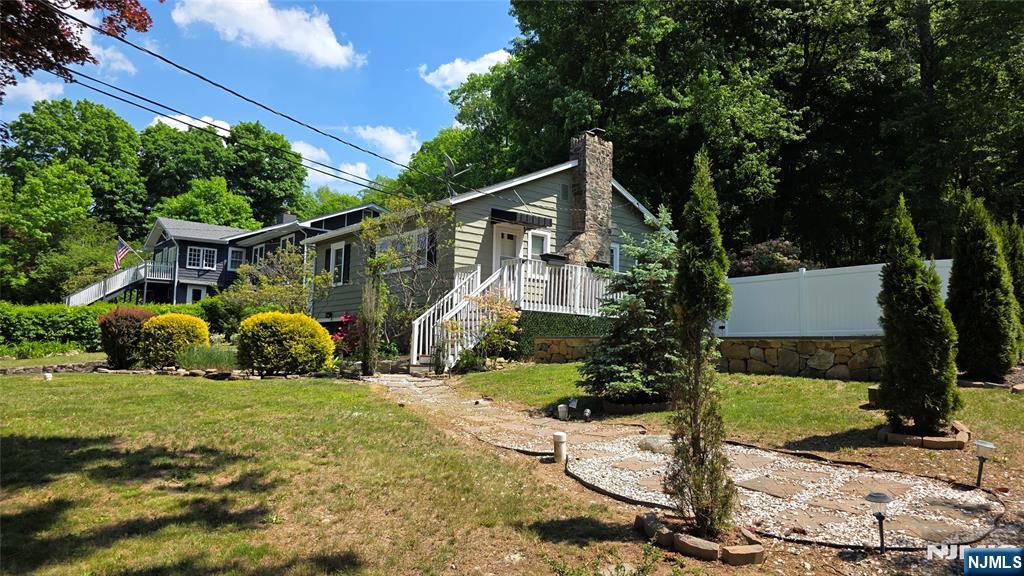 37 Grandview Avenue