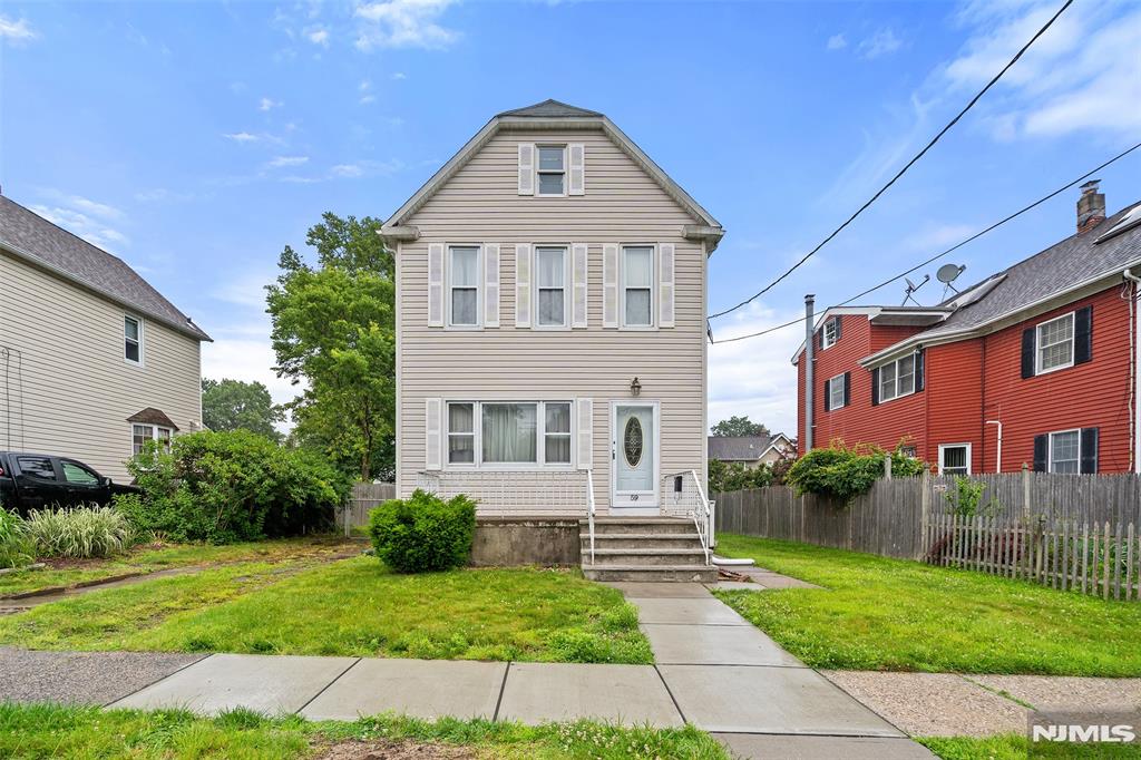 Property for Sale at 59 Washington Avenue, Maywood, New Jersey - Bedrooms: 2 
Bathrooms: 1 
Rooms: 6  - $499,000