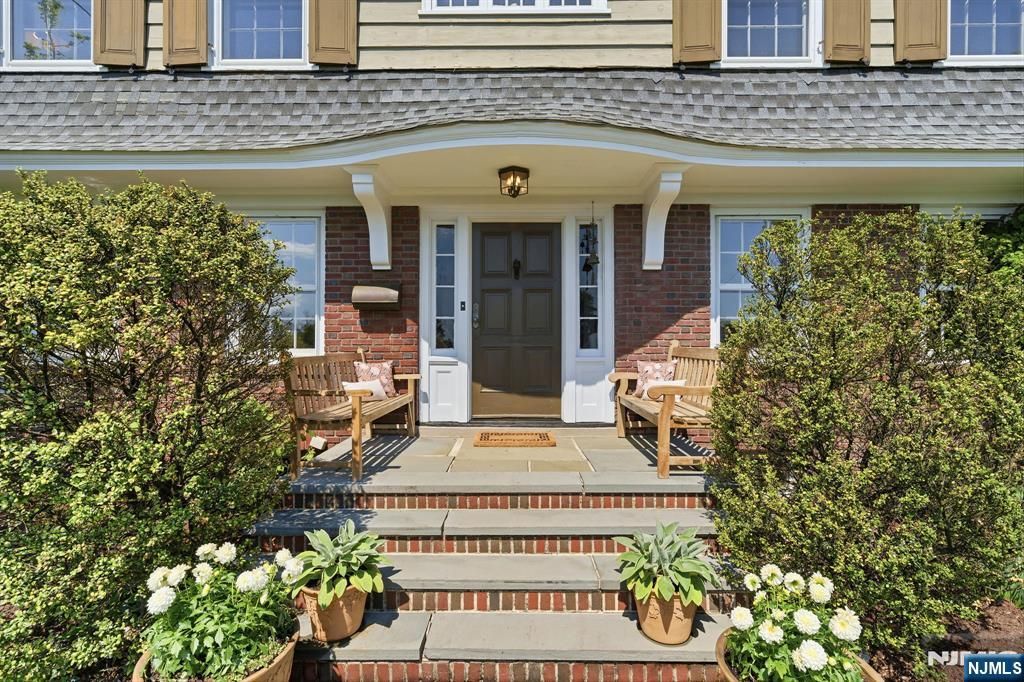Photo of 130 Mountain Avenue, Montclair, NJ 07042 (MLS # 26016427)