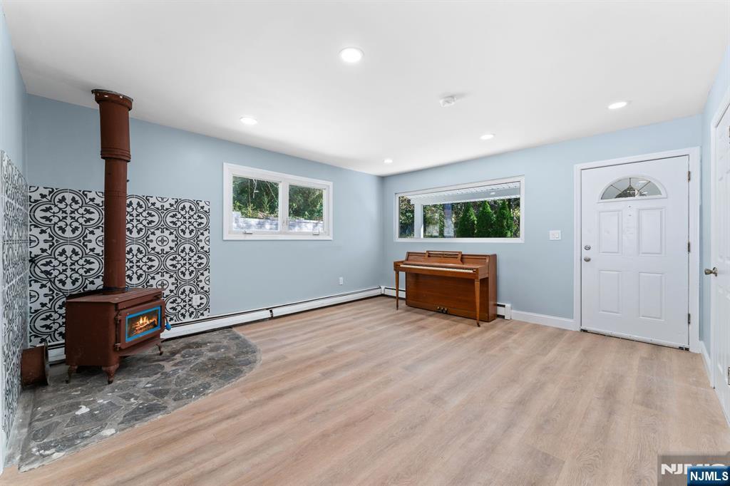 26 Rock Road