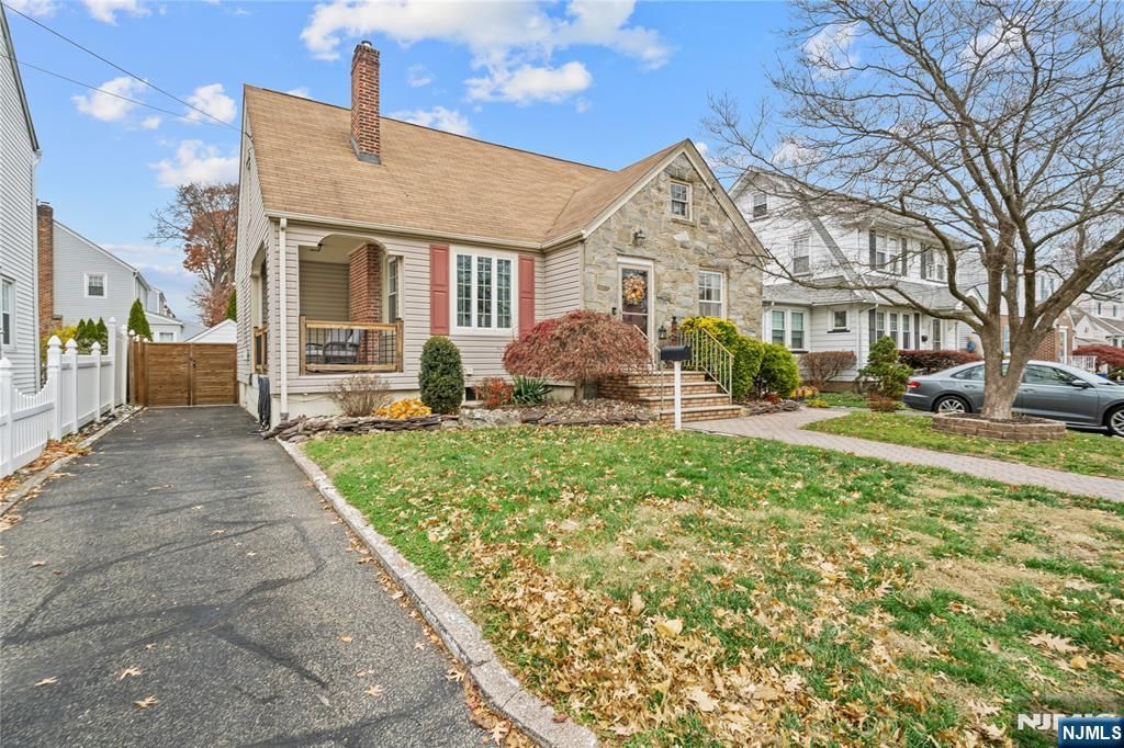 Photo of 104 Continental Avenue, Belleville, NJ 07109 (MLS # 25041649)