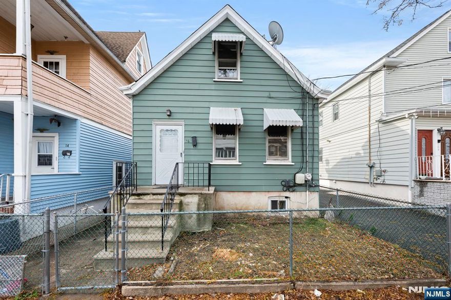 This beautiful single-family home offers a perfect blend of comfort and modern living. Featuring 3 spacious bedrooms, 1 full bathroom, and 2 convenient half bathrooms, this residence is designed for functionality and style. The updates throughout the home highlight quality finishes and thoughtful details, creating a welcoming atmosphere. Ideal for those seeking extra space, this home provides a great opportunity you don't want to miss.