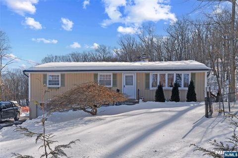 11 Glenn Fredon NJ 07860