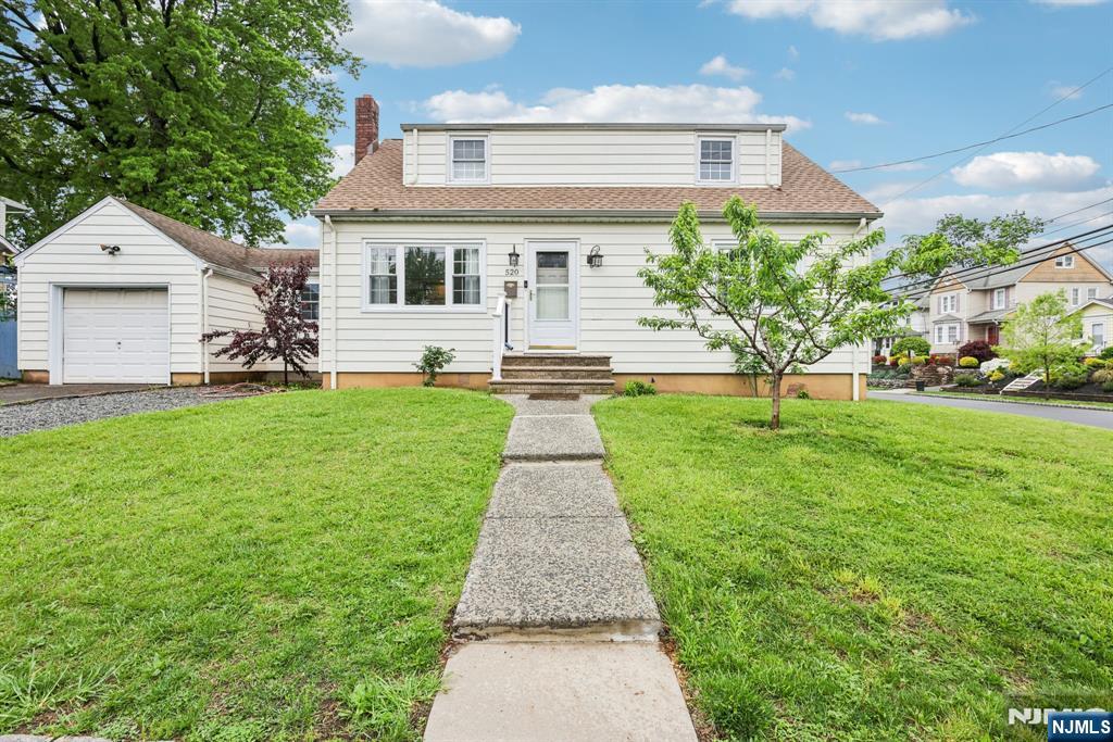 Property for Sale at 520 Elm Street, Roselle Park, New Jersey - Bedrooms: 4 
Bathrooms: 3 
Rooms: 9  - $595,000