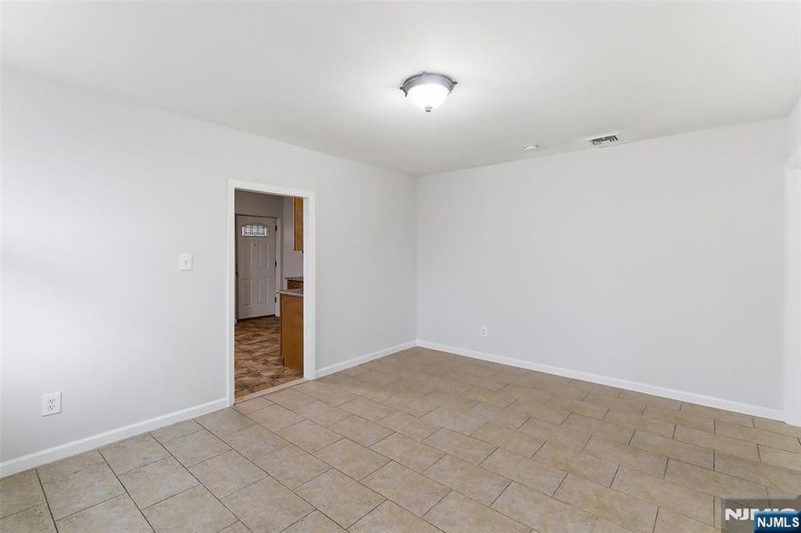 Freshly painted and updated 2 bedroom, 1 bath apartment in a perfect location. This bright and inviting unit features a modern kitchen with granite countertops, a comfortable layout, and central air for year round comfort. Conveniently located near shopping, dining, transportation, and major highways, making commuting and everyday living easy.