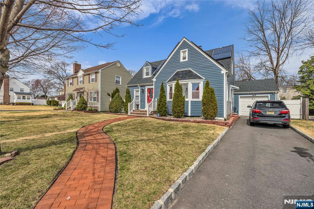 1875 Pilgrim Way