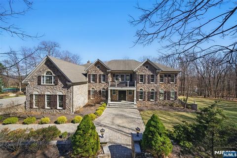 3 Quarterhorse Crossing, Sparta, NJ 07871 - MLS#: 25010558