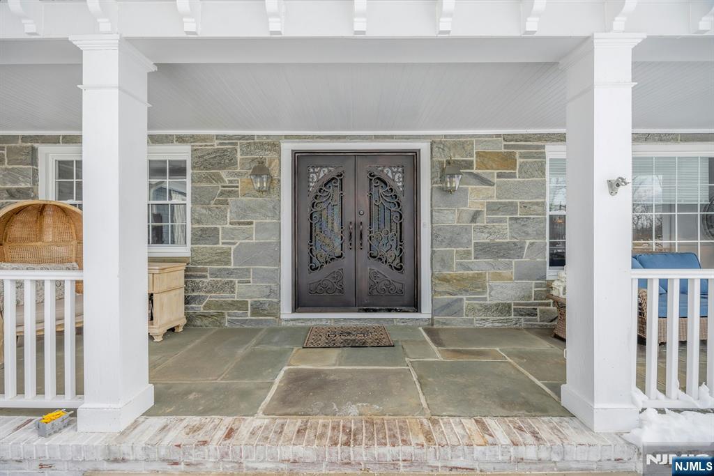 88 Chestnut Ridge Road