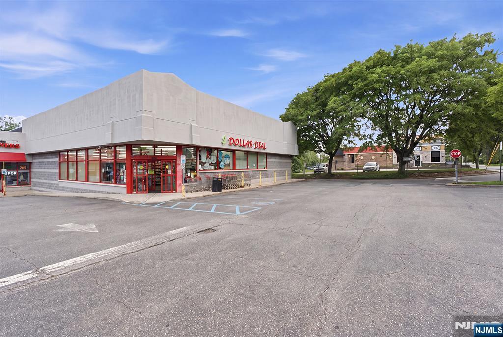 518-532 Kinderkamack Road
