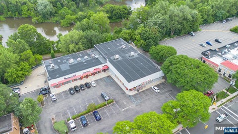 Photo of 518532 Kinderkamack Road, River Edge, NJ 07661 (MLS # 26026067)
